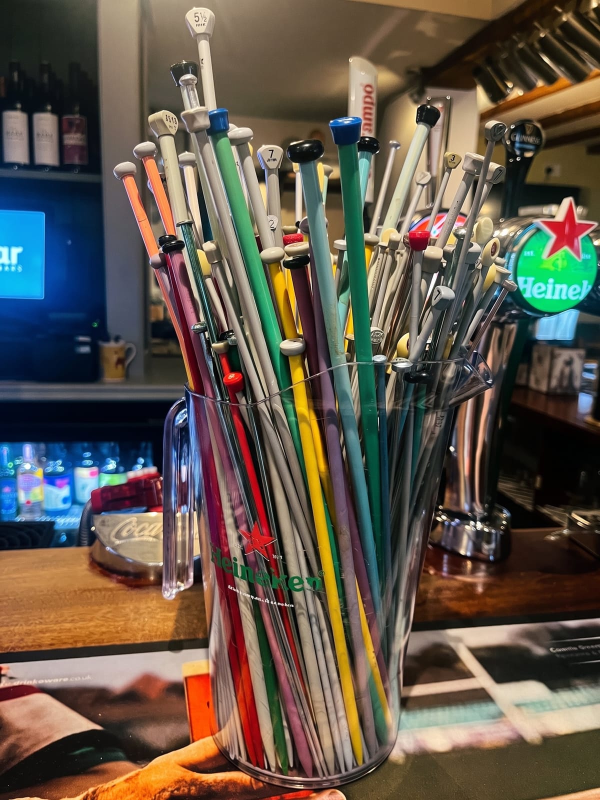 Knitting needles on the bar
